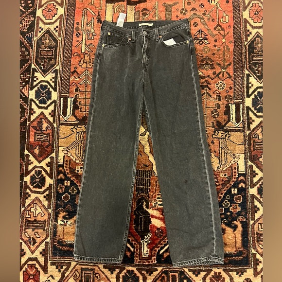 Levi’s Joe flush low rise jeans in black wide leg flattering jeans - Picture 1 of 2